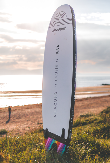 Ensemble de planche à pagaie gonflable Aquaplanet MAX 10'6″ - arc-en-ciel