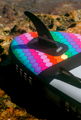 Ensemble de planche à pagaie gonflable Aquaplanet MAX 10'6″ - arc-en-ciel